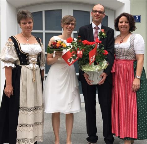 İlk single'ı learn to love you idi. Wir gratulieren zur Hochzeit - SPD Pfeffenhausen
