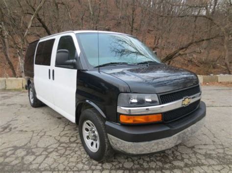 Purchase Used 2009 Chevy Express 1500 Awd Cargo Van Passenger