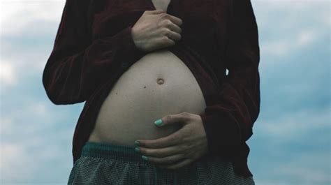 Blurred Lines A Pregnant Mans Tragedy Tests Gender Notions
