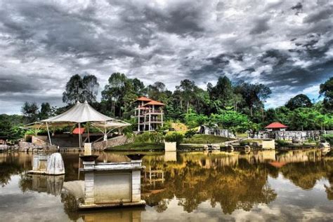 Jln datin halimah, 80200 johor bahru, johor, malaysia aadress. Taman Merdeka Johor Bahru - Park - Johor Bahru ...