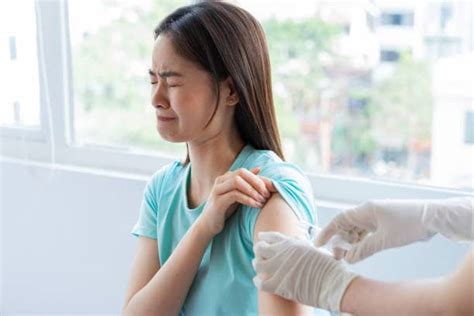 10 Ways To Overcome Your Fear Of Needles