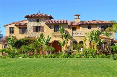10 Spanish Style Homes Exterior And Interior Examples And Ideas Photos