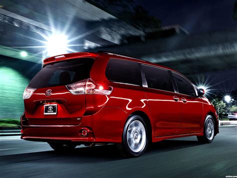Looking for an ideal 2014 toyota sienna? Fotos de Toyota Sienna SE 2014