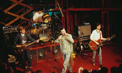 Top 10 Uk 80s Indie Bands The Enduring Cult Acts Udiscover Music