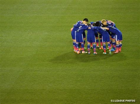 Samurai blueなど日本代表の情報は @ jfa_samuraiblue 、なでしこジャパンをはじめとする女子サッカーの情報は @ jfa_nadeshiko 、2種(高校年代)は @ jfa_u18 で発信しています jfa 全日本フットサル選手権大会‏ @alljapan_futsal 9 ч9 часов назад. サッカー日本代表 壁紙~サッカー日本代表 壁紙 ~ あなたのため ...