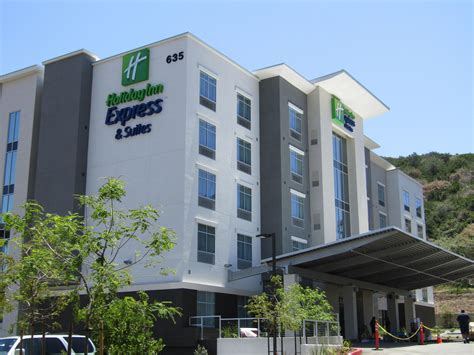 Holiday Inn Express And Suites San Diego Mission Valley