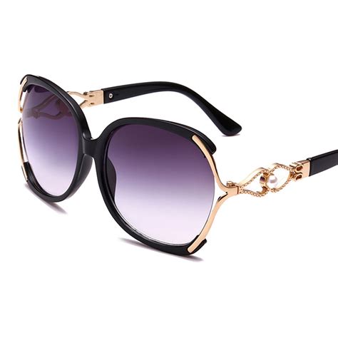 Luxury Brand Women Retro Pearl Designer Sunglasses Oval Oversized