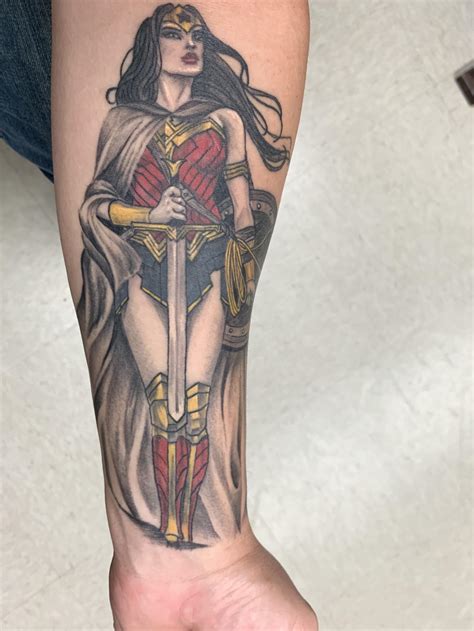 Fully Healed Wonder Woman Tattoo Artist David Castaneda Of Ink Fellaz