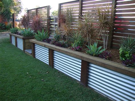 A retaining wall is a perfect diy project for a variety of skill levels. Retaining wall ideas towards increasing grandeur ...