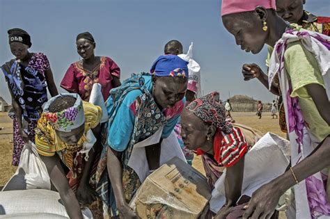 South Sudan Vital Aid Reaches Minkamen Icrc