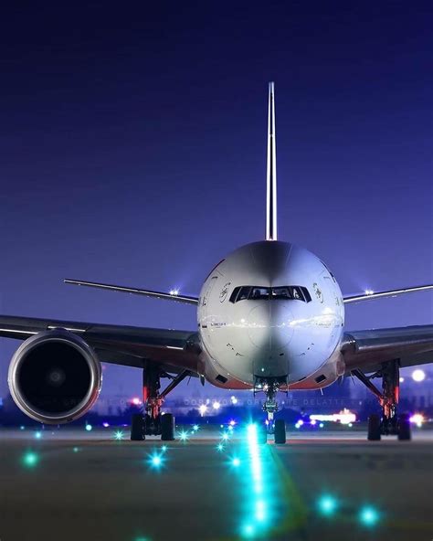 Night Shot Of This Air France Boeing 777 300er Photo B Air France