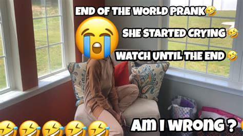End Of The World Prank On Sister🤣 She Started Crying🥺🤣 Youtube