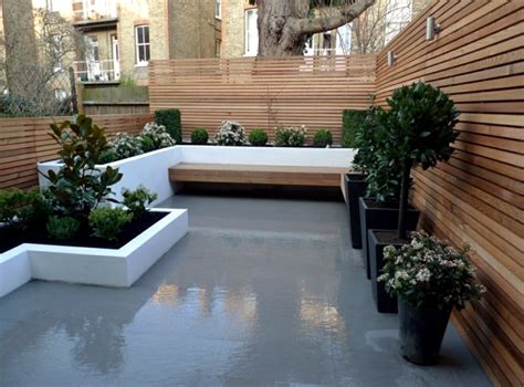 This is another simple bench design. The modern wooden garden bench fits any garden situation ...