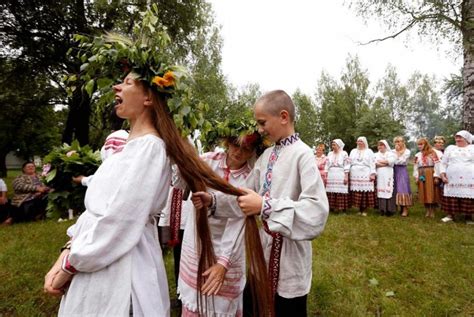 Slavic Wedding Description Traditions Customs Dresses Of The Bride