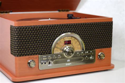 Ion Audiobluetooth対応レコード・カセット・ラジオ・cd・一体型スピーカー内蔵マルチプレーヤーsuperior Lp。