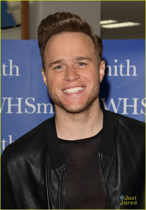Olly Murs Debuts New Book On The Road After Kiss Me Single Drops
