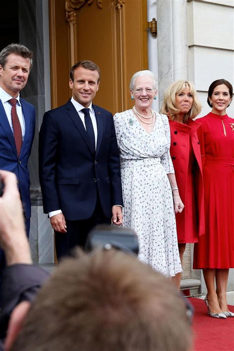 Brigitte! chanted the crowd as she took the stage with her husband, newly elected president mrs macron resigned from her teaching job after her husband became the economy minister, and she. Emmanuel Macron - Starporträt, News, Bilder | GALA.de