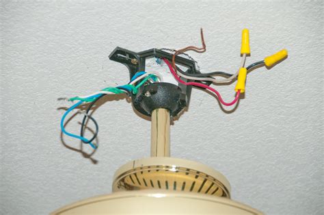 The old code of 25 years ago let them bring 220 volts from the main breaker box, and then split it with black to red being 220 volts, or two independent 117 circuits. 10 factors you need to consider when mounting a ceiling fan | Warisan Lighting
