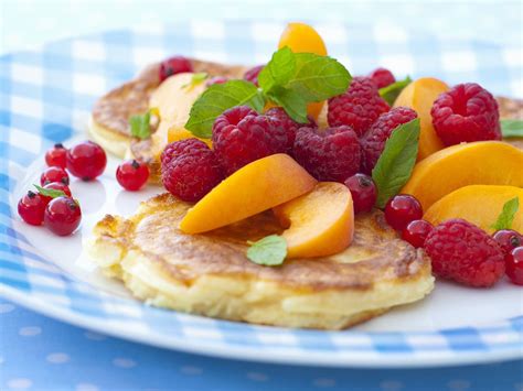 Pancakes With Summer Fruit Recipe Eat Smarter Usa