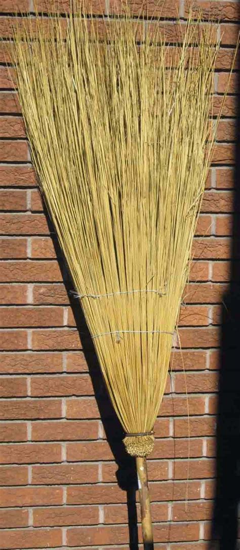 Uhuru Furniture And Collectibles Sold Tall Chinese Broom 25