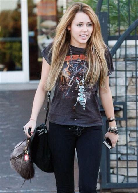 Miley Cyrus Top T Shirt Grunge Jewelry Necklace Boho Bohemian
