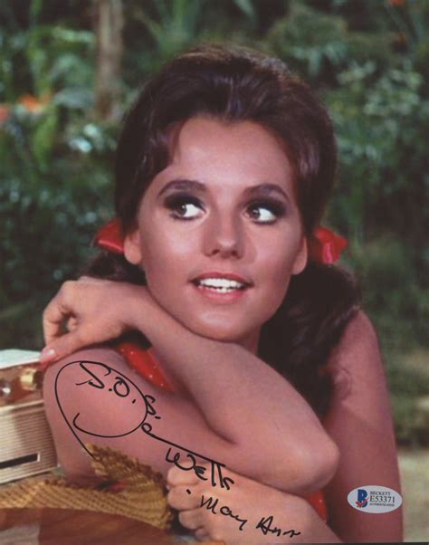 Dawn Wells Signed Gilligans Island 8x10 Photo Inscribed Sos