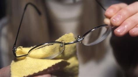 Scratches On Your Glasses Are So Annoying Here Are 10 Easy Ways To Get Rid Of Them Forever