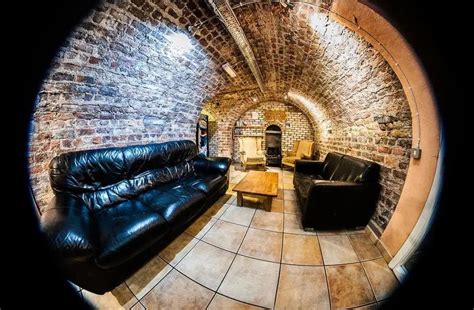 Tel 00 353 1 6797734. Isaacs Hostel Dublin Review HONEST! - One Weird Globe