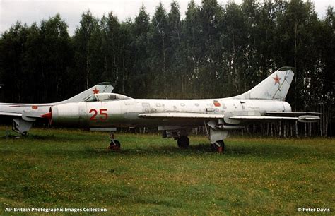 Aviation Photographs Of Sukhoi Su 7b Abpic