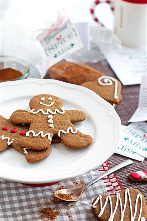 Homemade Gingerbread Spice Mix And The Perfect Gingerbread Recipe {free Printables Too