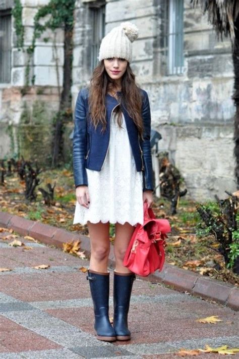Pin By Maria Bankova On Street Andcasual With Images Cute Rainy Day