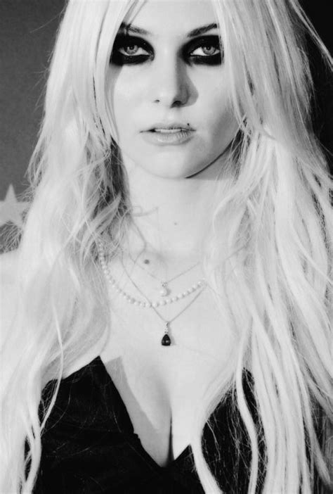 Taylor Momsen Taylor Momsen Taylor Momsem The Pretty Reckless