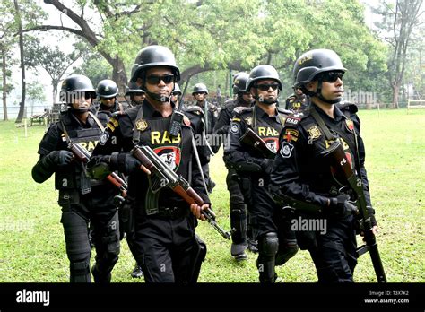 Dhaka Bangladesh 12th Apr 2019 Members Of Elite Force Rapid Action