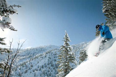 Canada Ski Holiday Packages And Resorts For 201920 Travelandco