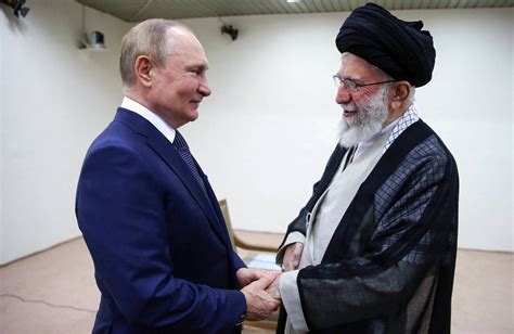 Putin Forges Ties With Irans Supreme Leader In Tehran Talks The