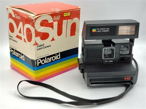 Polaroid 640 Land Instant Film Camera In Original Box Not Tested