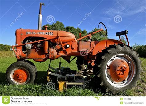 Old Restored Allis Chalmers Tractor Editorial Photography