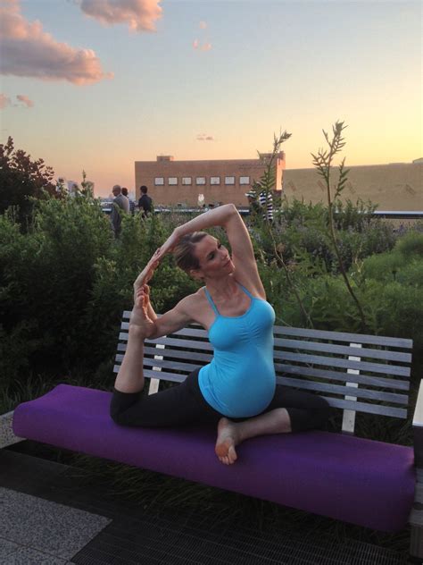 Healthy Pregnancy Yoga