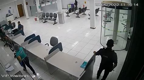 Suspect Shot And Killed During Attempted Bank Robbery In Brazil Illicit Deeds