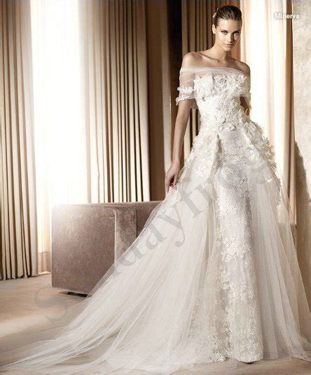Celebrity Image Gallery Lace Turtleneck Wedding Dress