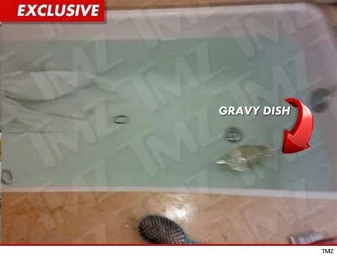 Whitney Houston Dead Bathtub Alcohol And Final Meal Photos Leaked