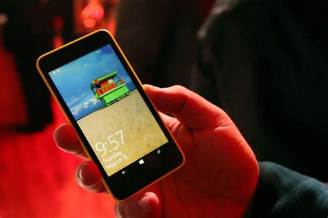Hands On With The Nokia Lumia 630 The First Dual Sim Windows Phone