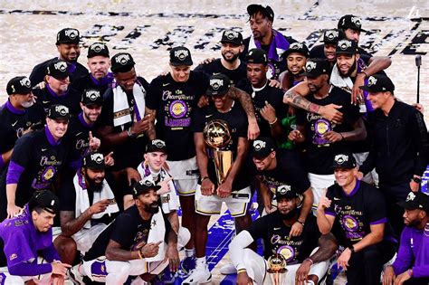 Finales Nba 2020 17è Titre De Champion Pour Los Angeles Lakers