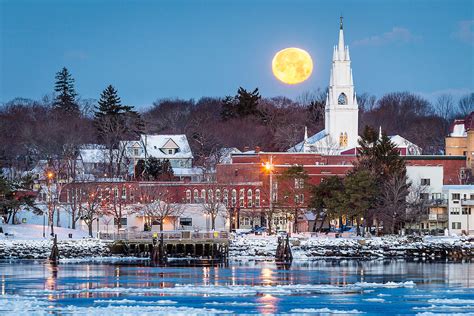 Bath Maine Moon Coast Of Maine Photography By Benjamin Williamson