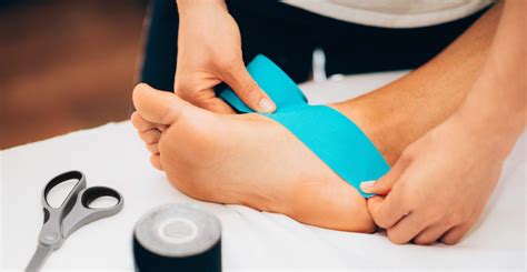 How Do You Tape Your Foot For Heel Spurs Fortunate Feet