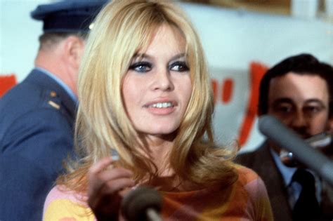 Brigitte Bardot Sur Rtl La Vie Est Tr S Difficile Les Gens N Ont