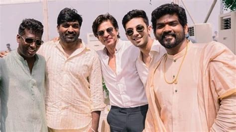 Shah Rukh Khan Poses With Vijay Sethupathi In Unseen Pic From Nayanthara Wedding Bollywood