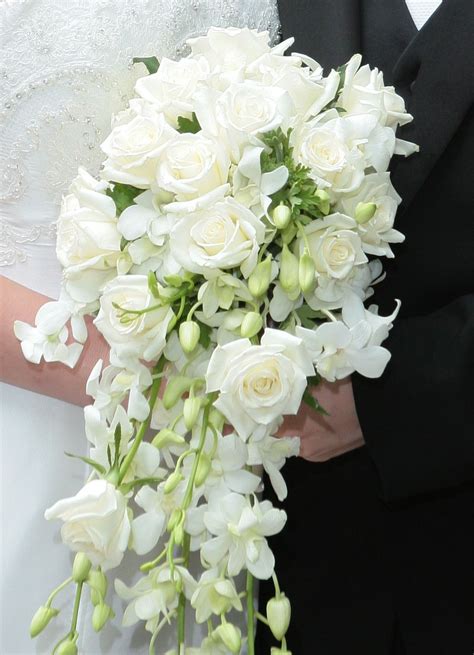 Winner Cascading Bridal Bouquets Wedding Bouquets White Wedding