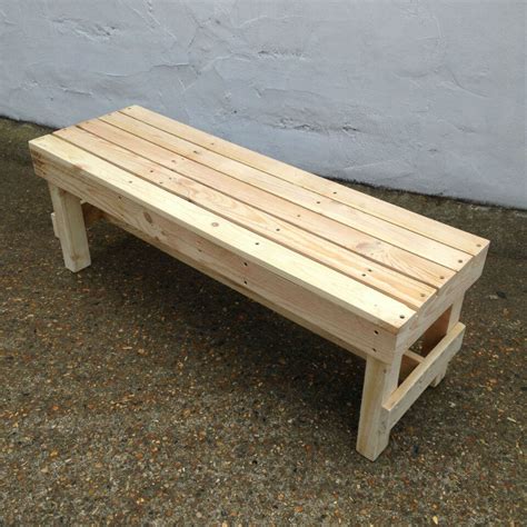Squared Wooden Bench Pallet Furniture