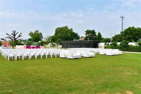 Club Babylon Sola Ahmedabad Banquet Hall Wedding Lawn